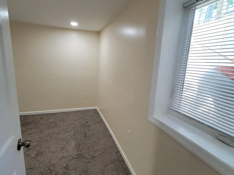 5116 Caverly Pl — Photo 4