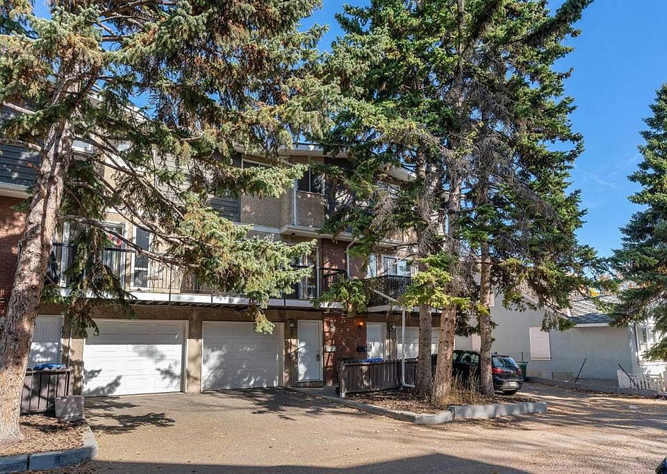 1st image of 643 SW 4th Ave NE #16