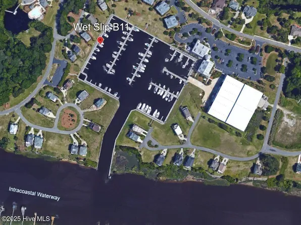 2571 St James Drive SE #B11, Southport, NC 28461