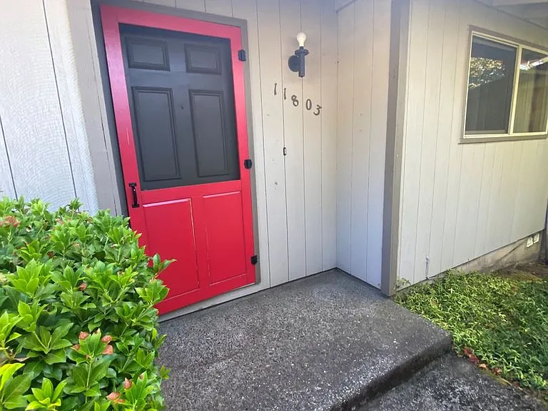 7845-7895 SW Hillcrest Pl #11801-11803 — Photo 19