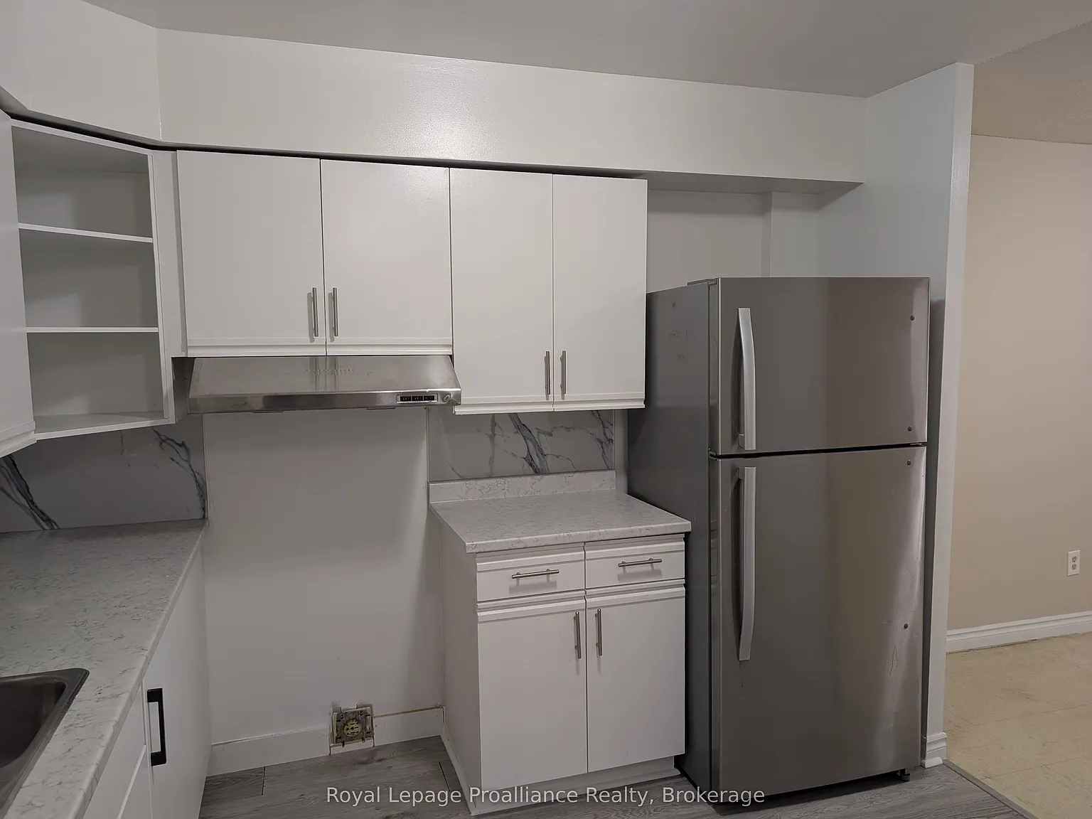 2 bed, $1,375 — Photo 4