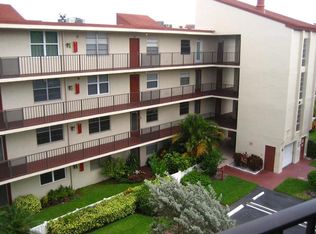 26 Abbey Ln APT 301, Delray Beach, FL 33446