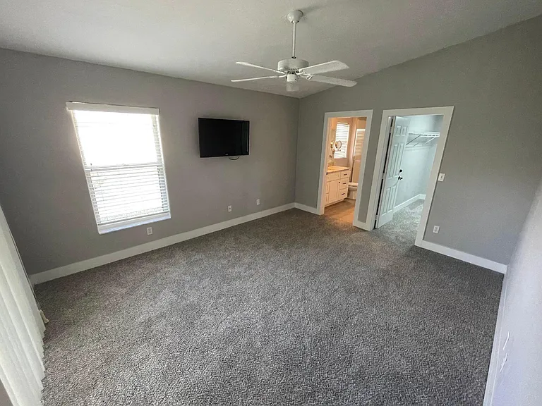 664 Wellesley Ct — Photo 7