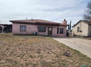 2905 Carver St, Carlsbad, NM 88220