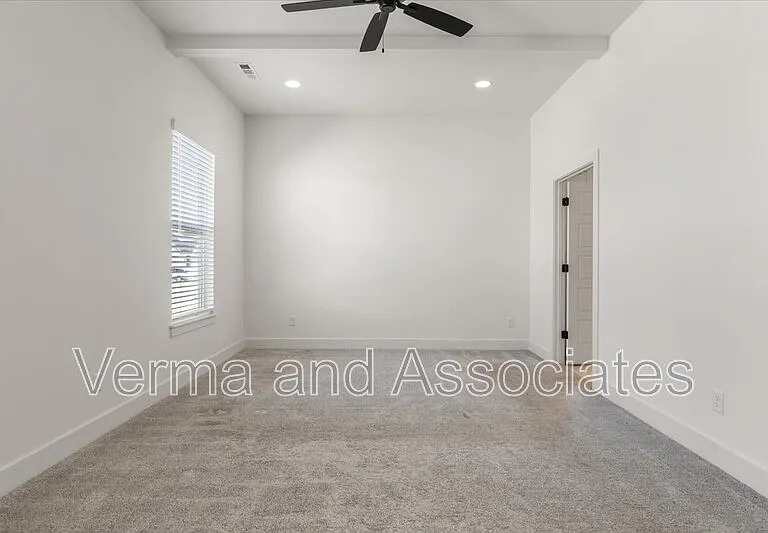 6300 Beacon St — Photo 19