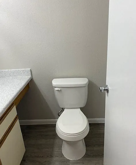 Spring Lake Apartments — Photo 41