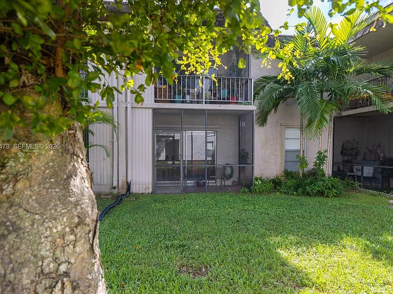 10385 N Kendall Dr #P1 — Photo 10