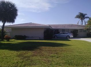 273 Bahama Blvd, Cocoa Beach, FL 32931