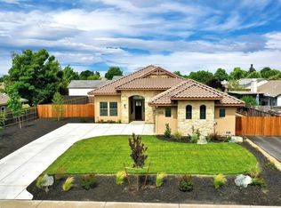 194 Country Club Dr, Colusa, CA 95932