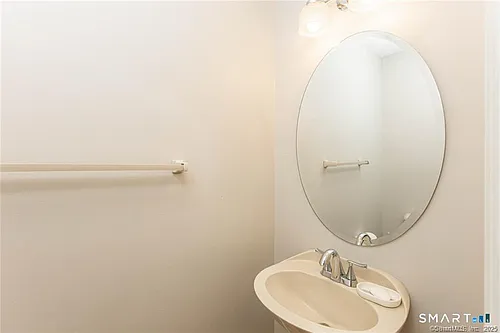 11 Squantz View Dr Photo 1