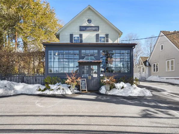 259 Westchester Avenue, Pound Ridge, NY 10576