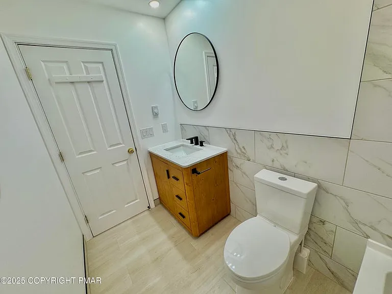 7067 Vista Dr — Photo 10