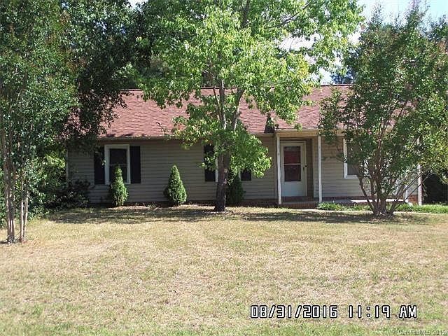 1st image of 2321 Woodfield Cir