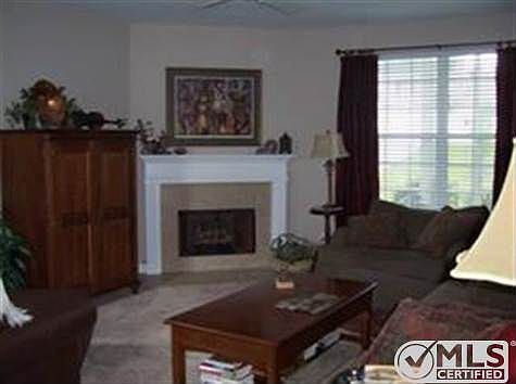 2nd image of 4025 Shady View Ln #17