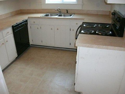 2nd image of 5518 Hill Ct