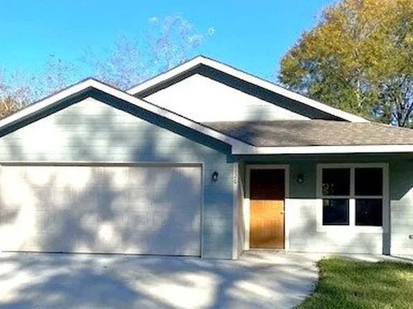 1126 California Blvd, Lufkin, TX 75904