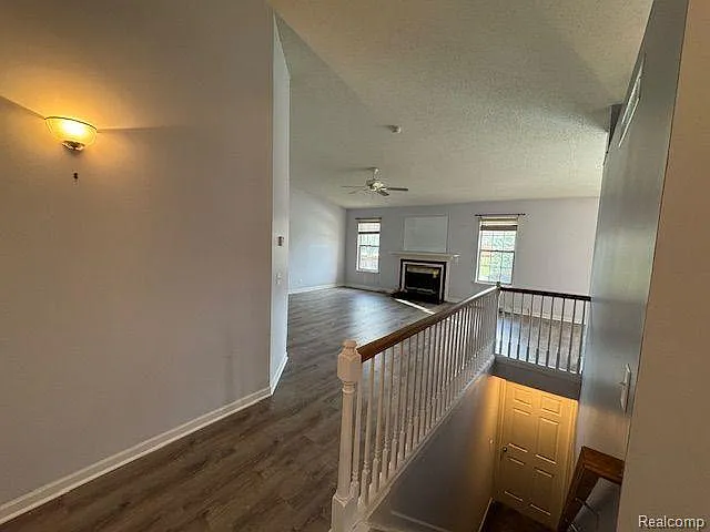 1922 Pebble Creek Dr — Photo 17