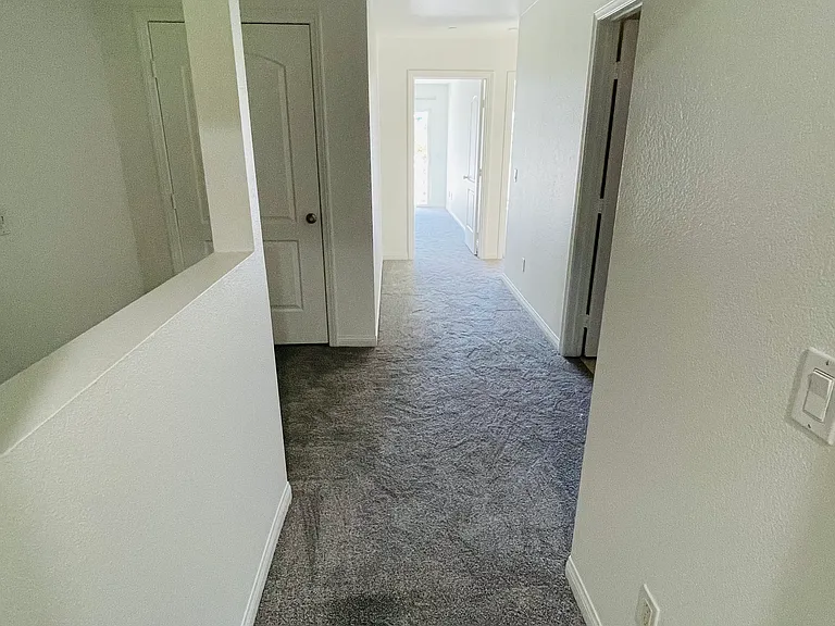 1918 Kelly Ave #5 — Photo 15