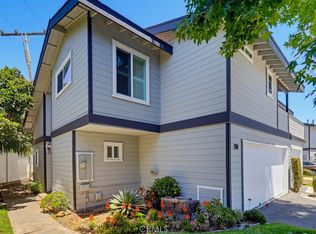 1118 Sandi Ln, Costa Mesa, CA 92627