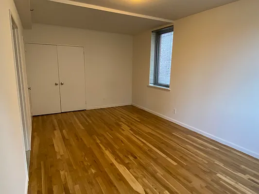 Rented by Compass | media 21