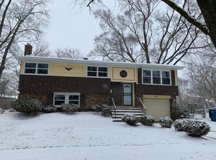 21533 Olivia Ave, Sauk Village, IL