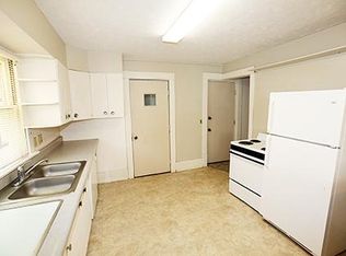 1011 N 29th St, Lincoln, NE 68503