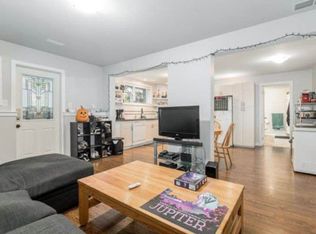 885 Paret Rd #BASEMENT, Kelowna, BC V1W4P2