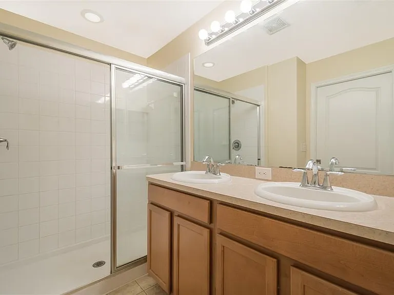 3090 Rodrick Cir — Photo 15