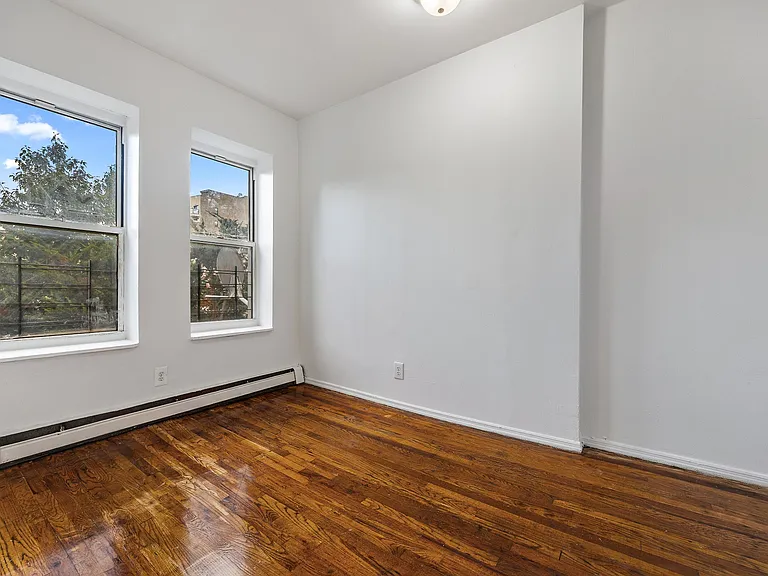 5 Linden Blvd #3A — Photo 6