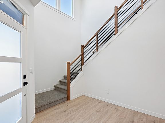 3rd image of 3703 SE 7th Ave