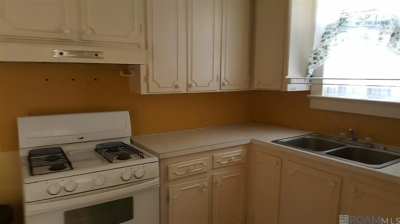 2 bed, 845 sqft, $1,250 — Photo 4