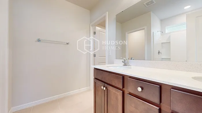 3839 Spruce Creek Dr — Photo 15