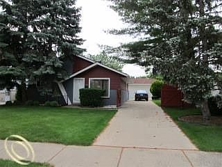 2nd image of 22321 Guidot St