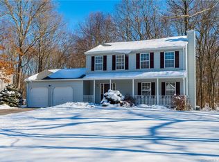 6 Sandpiper Ln, Oakdale, CT 06370