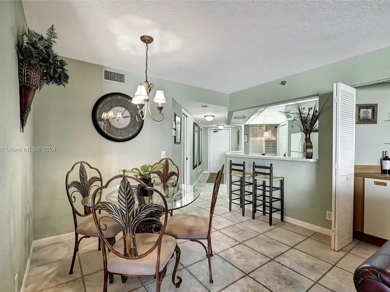 9650 S Ocean Dr #1403 — Photo 3