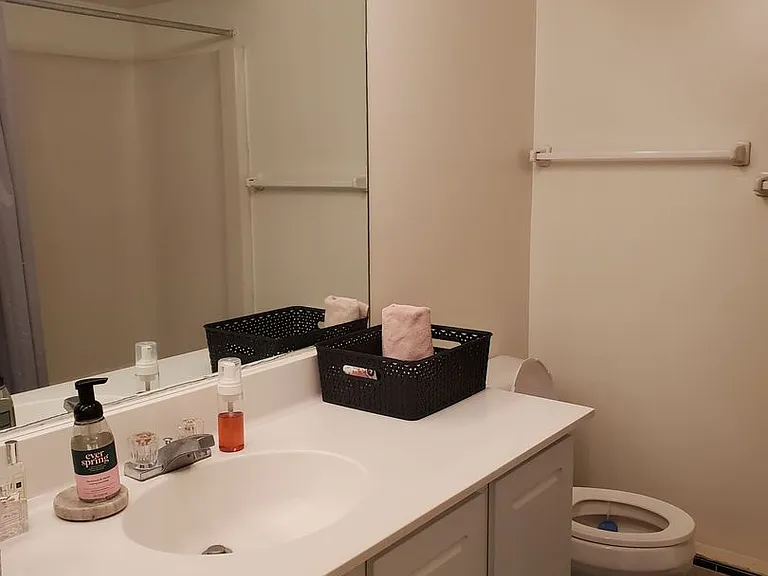 University Park Apartments near Cornell University — Photo 118