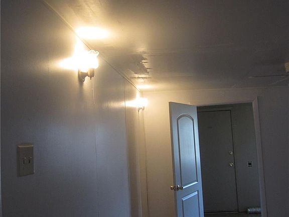 3rd image of 5281 Pueblo Dr