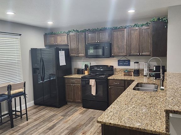 4th image of 69 Sequoia Ln