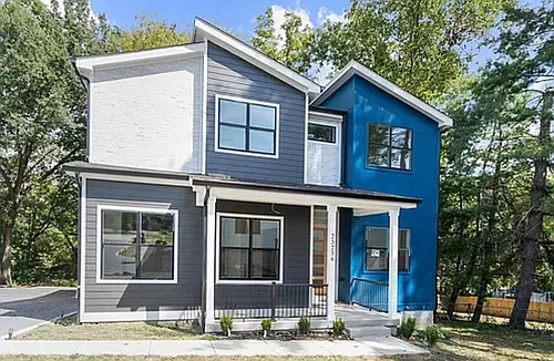 2323 Carter Ave Photo 1