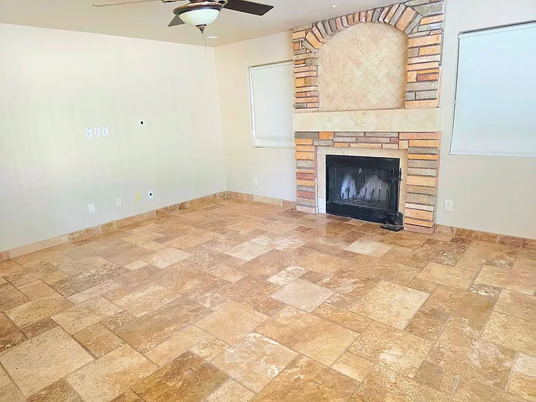 4106 E Becker Ln — Photo 20