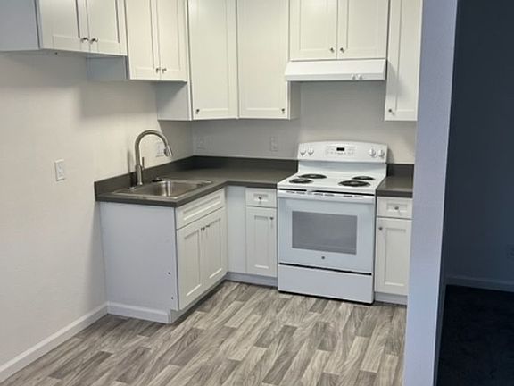 3rd image of 3326 San Bruno Ave APT 1