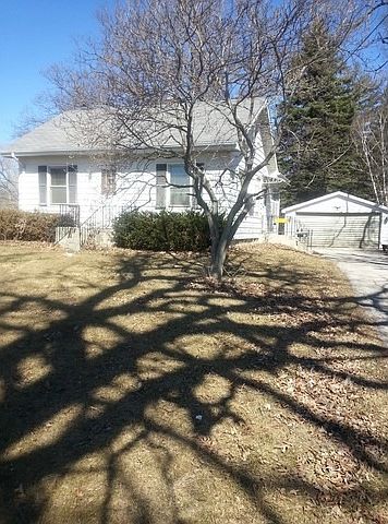 1st image of 52 Hillside Ave