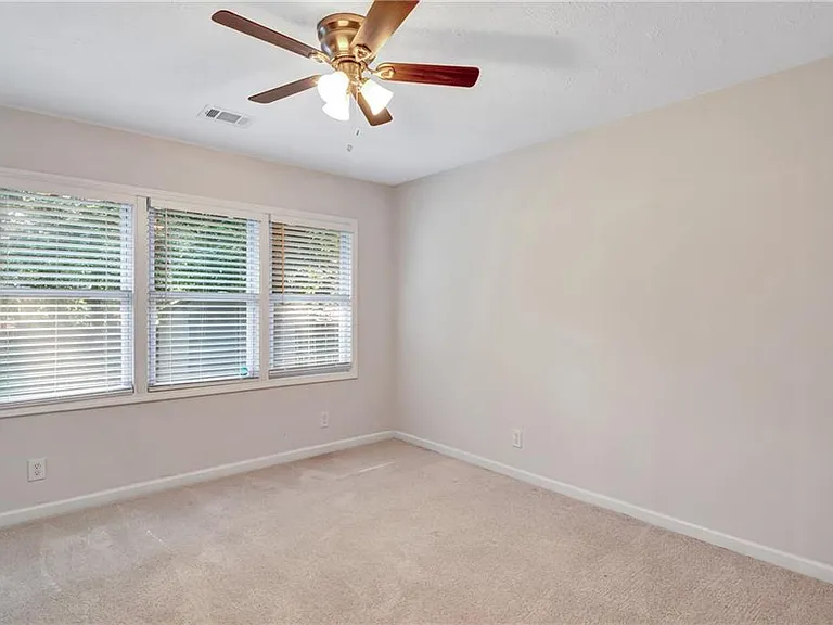 5772 Lilburn Stone Mountain Rd — Photo 19