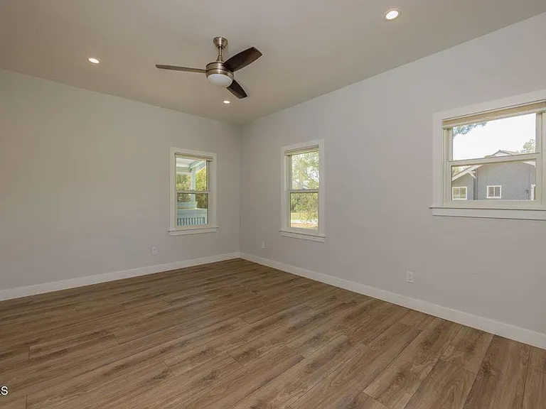605 W Ojai Ave — Photo 10