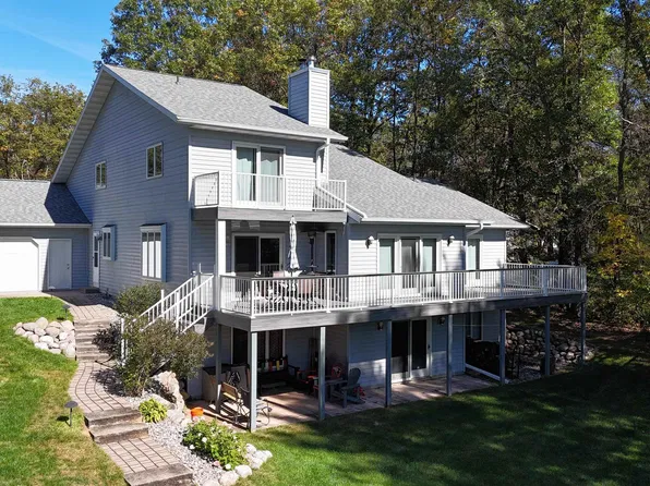 N1417 Silver Canoe Rd, Keshena, WI 54135