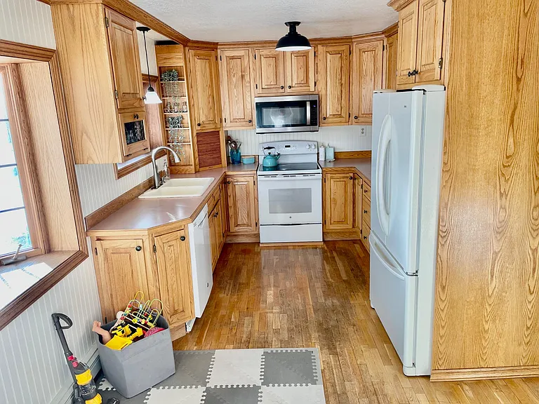 7680 County Road 140 — Photo 11