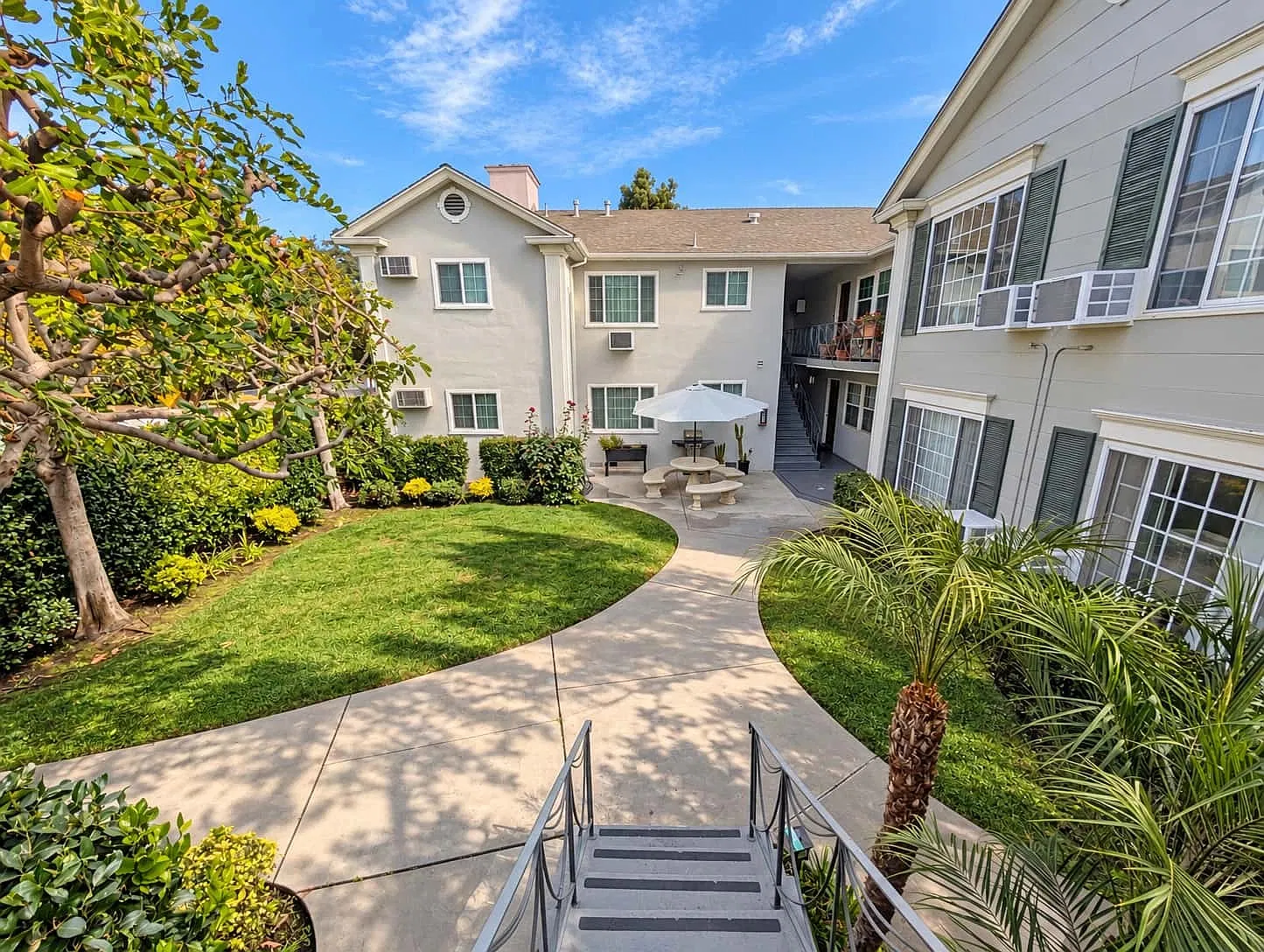 12024 Moorpark St — Photo 3