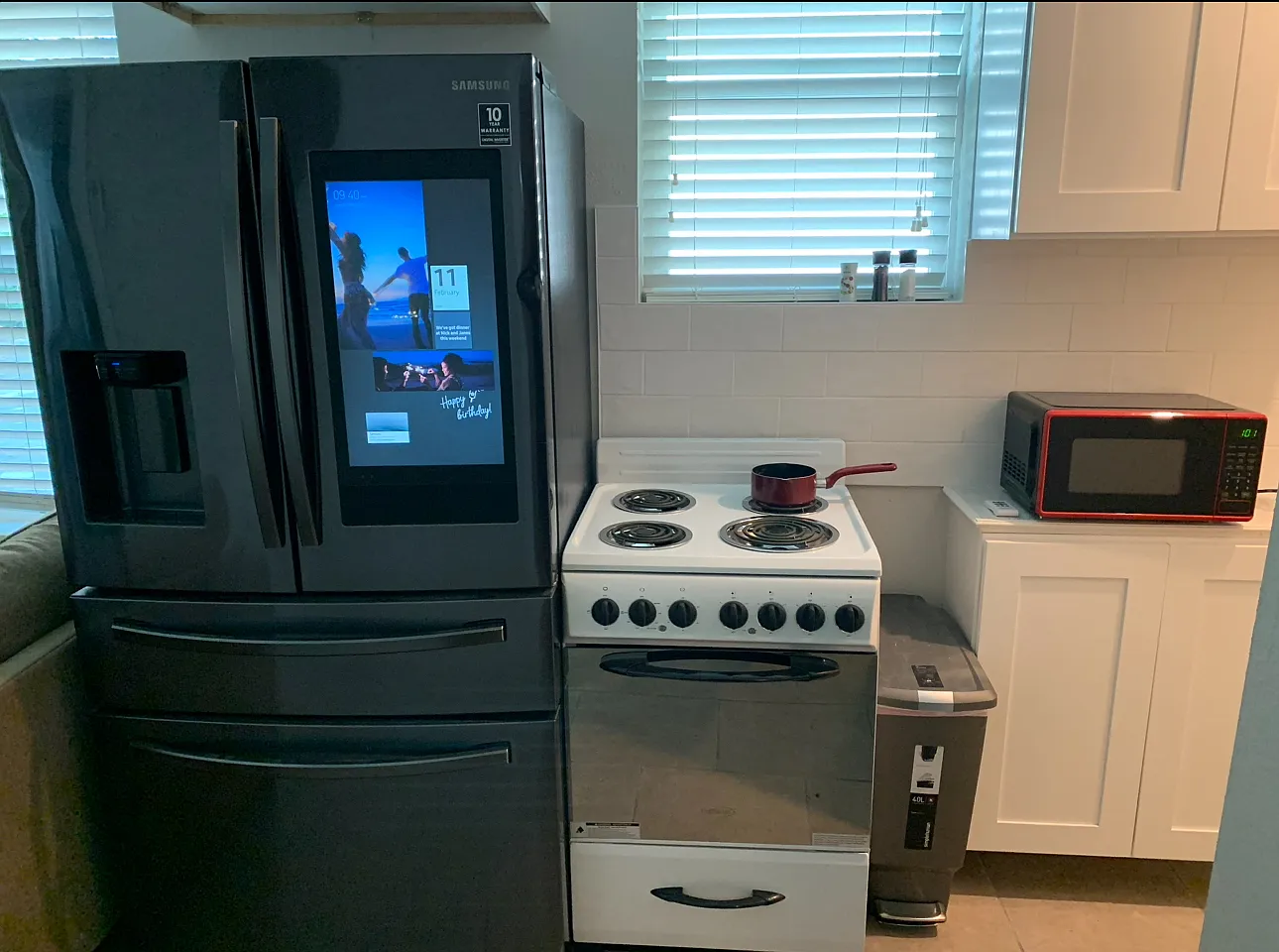 2 bed, $1,050 — Photo 2