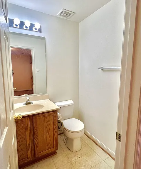Basement powder room
