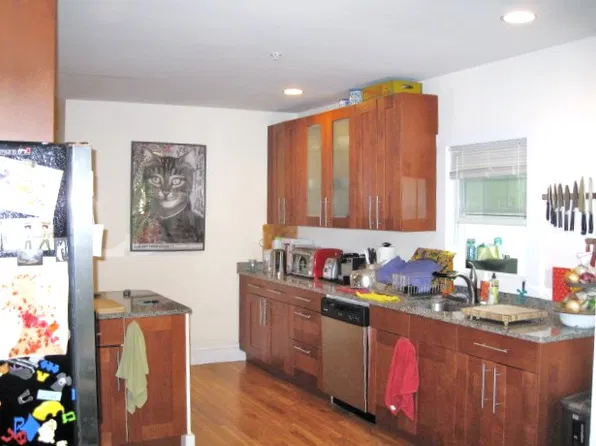 102 Sycamore St #2, Belmont, MA 02478